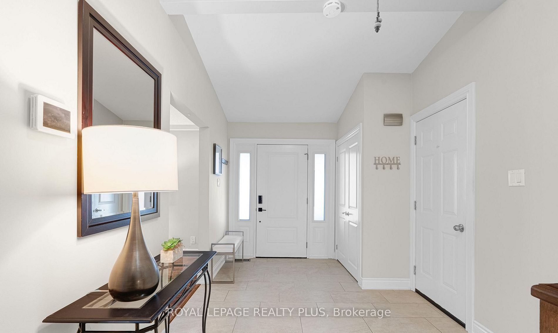 Additional image 3 of 2063 Cavendish Drive, Burlington, ON, L7P 1Y9