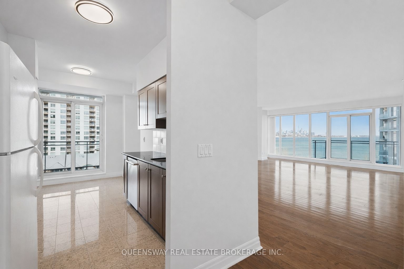 Additional image 5 of 808-2119 Lake Shore Boulevard W, Toronto, ON, M8V 4E8