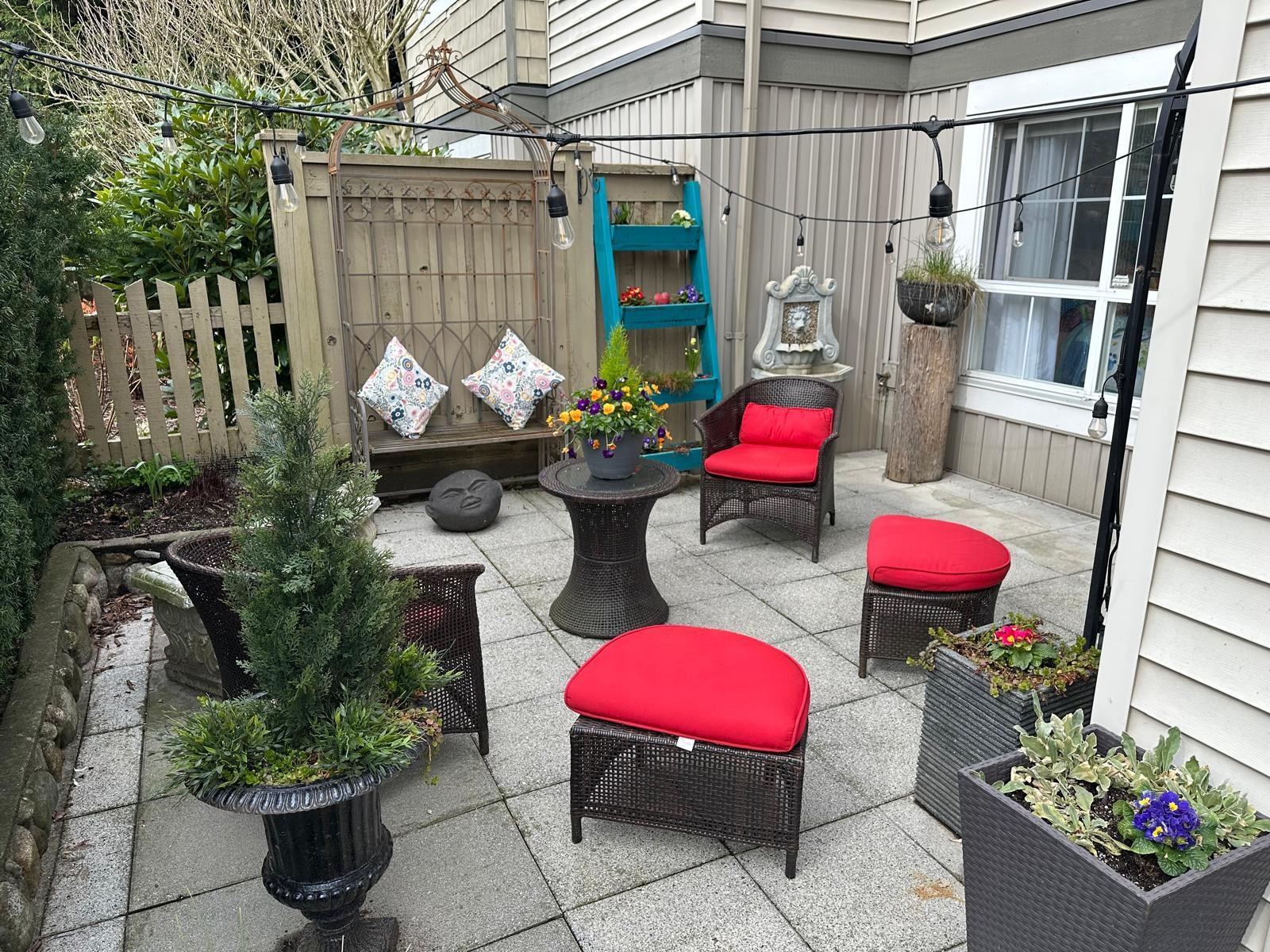 154-1100 29th Street E, North Vancouver, BC, V7K 3E4