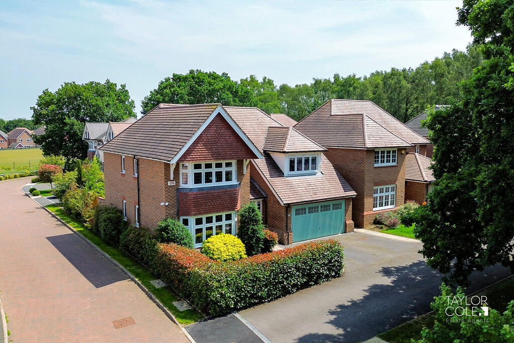 Alton Close, Amington