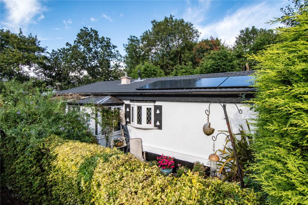 Daleswood Park, Winwood Heath Road, Romsley, Halesowen, B62