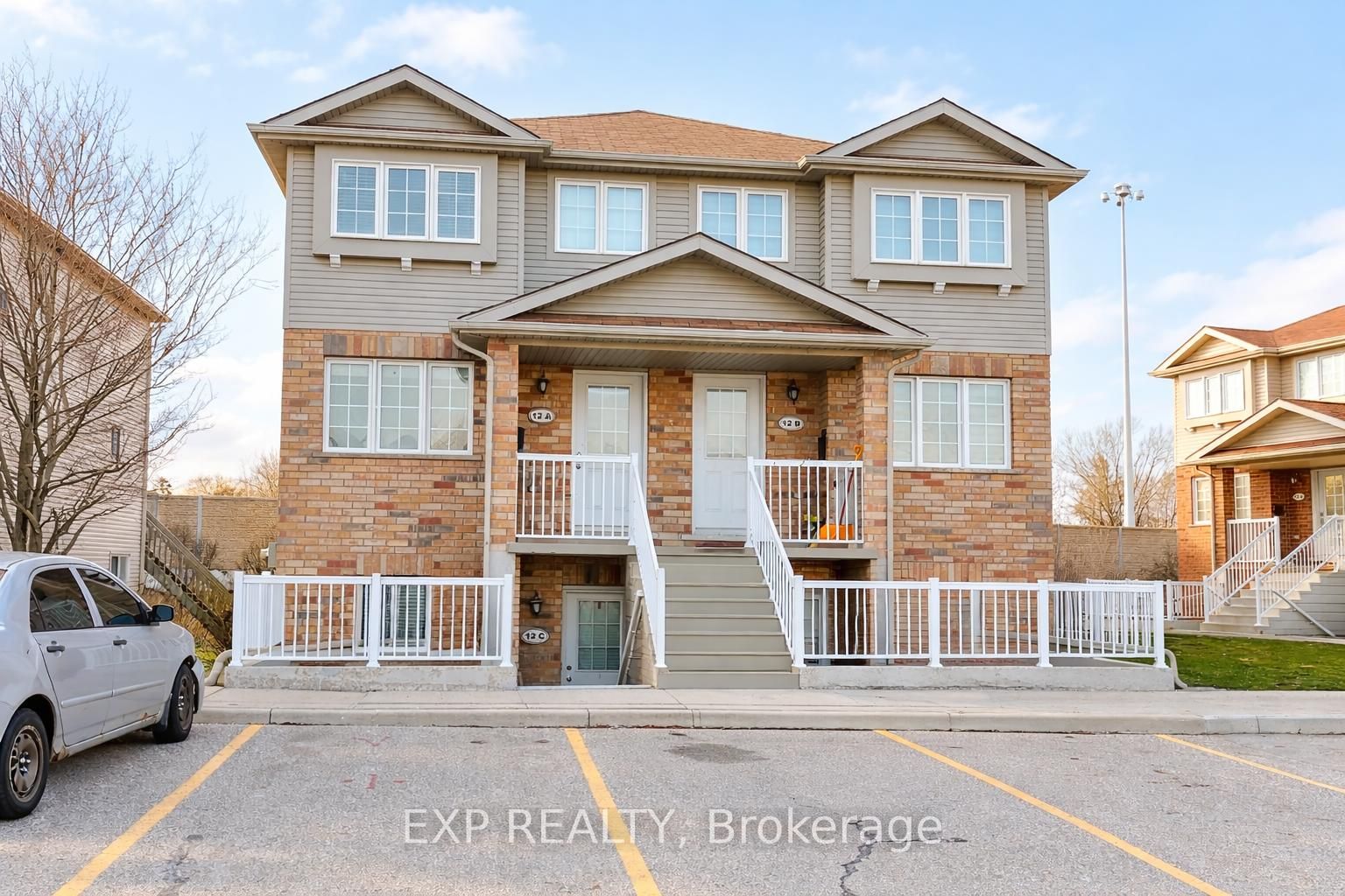 12A-50 Howe Drive, Kitchener, ON, N2E 0A3