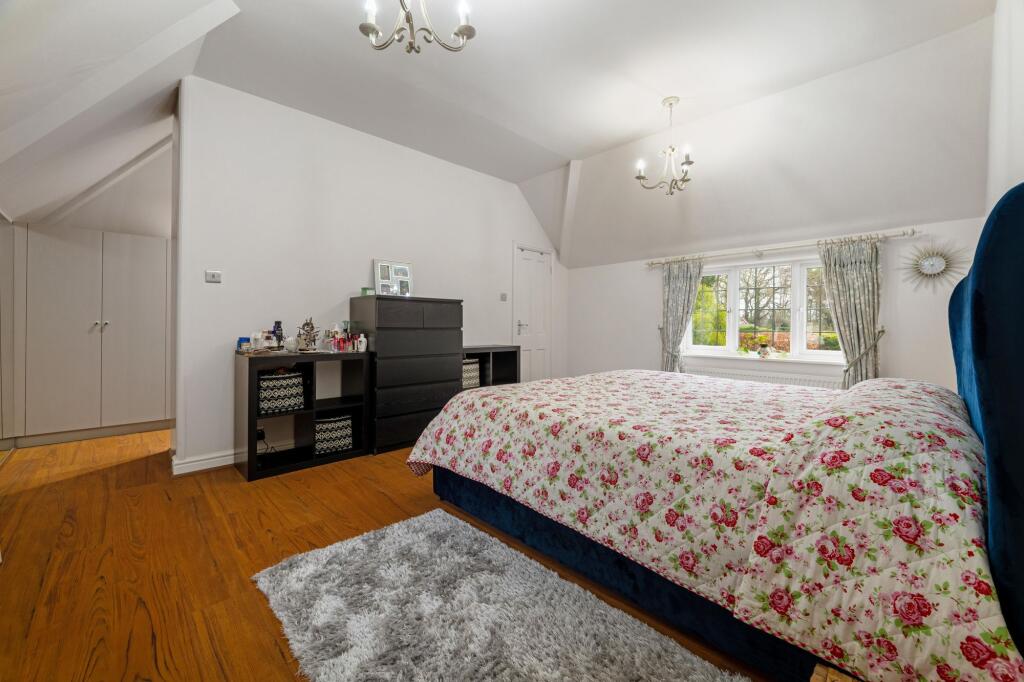 Additional image 24 of Wentworth Road, Four Oaks Estate, B74