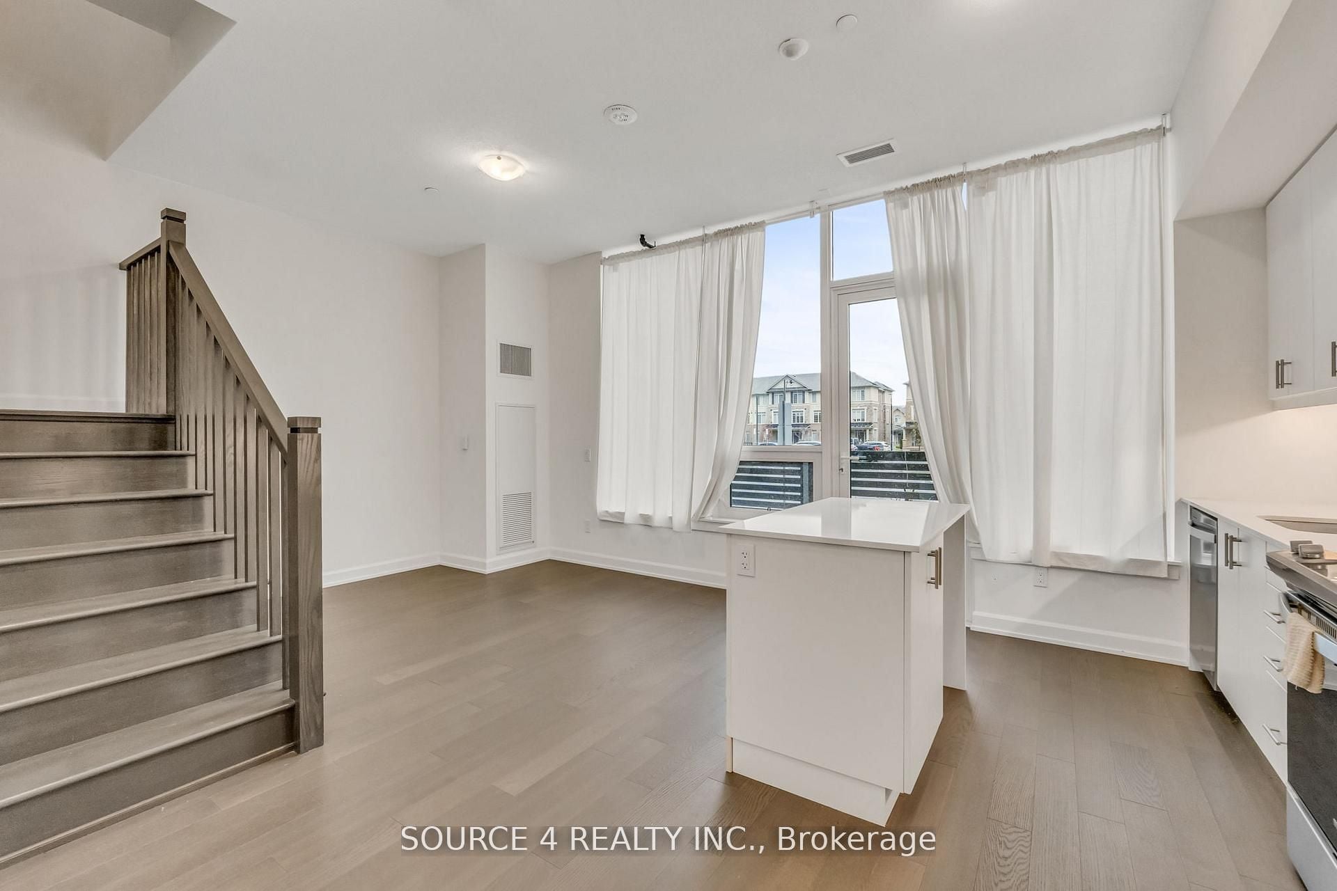 Additional image 2 of 102-3220 William Coltson Avenue, Oakville, ON, L6H 7X9
