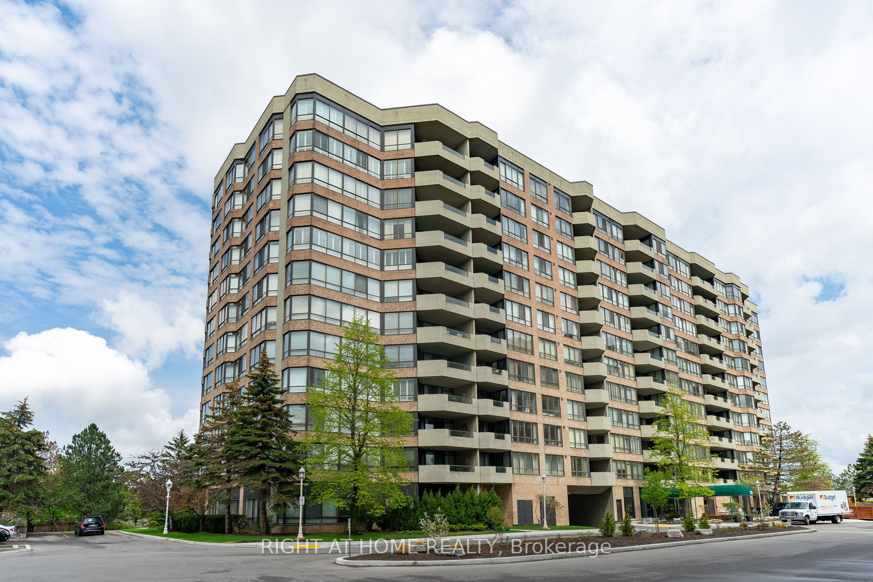 520-25 Austin Drive, Markham, ON, L3R 8H4