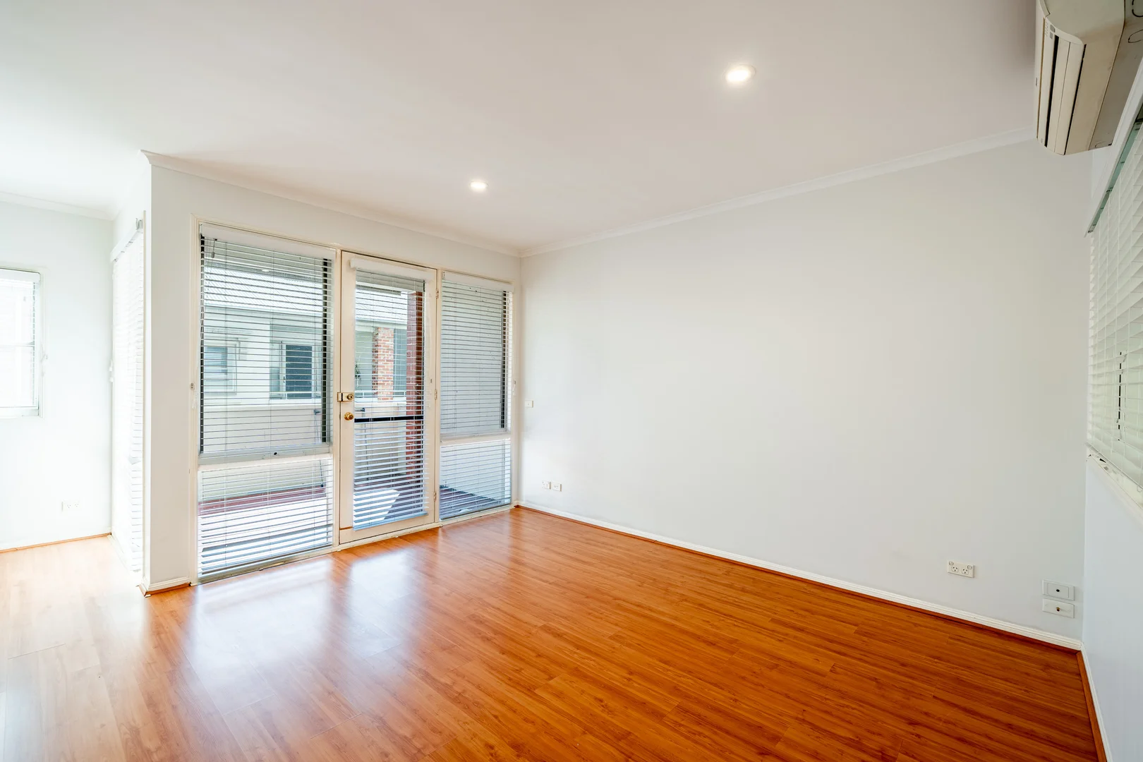 Additional image 2 of 4/162 Stockmans Way, Kensington VIC 3031
