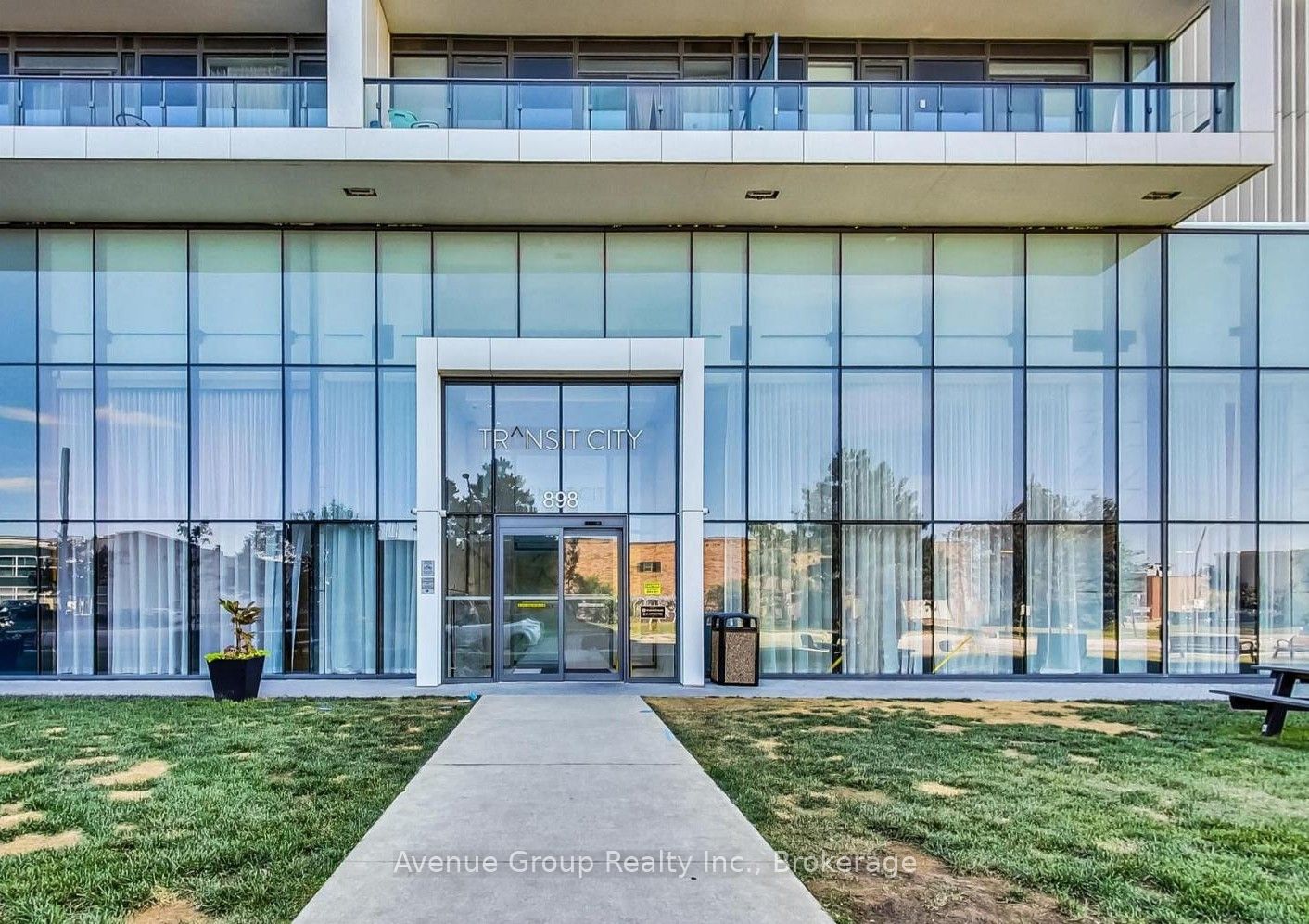 2801-898 Portage Parkway, Vaughan, ON, L4K 0J6