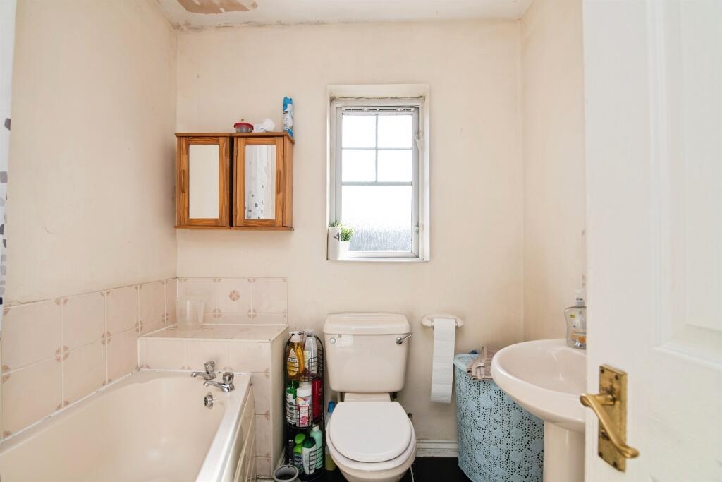 Additional image 28 of Berry Drive, Smethwick