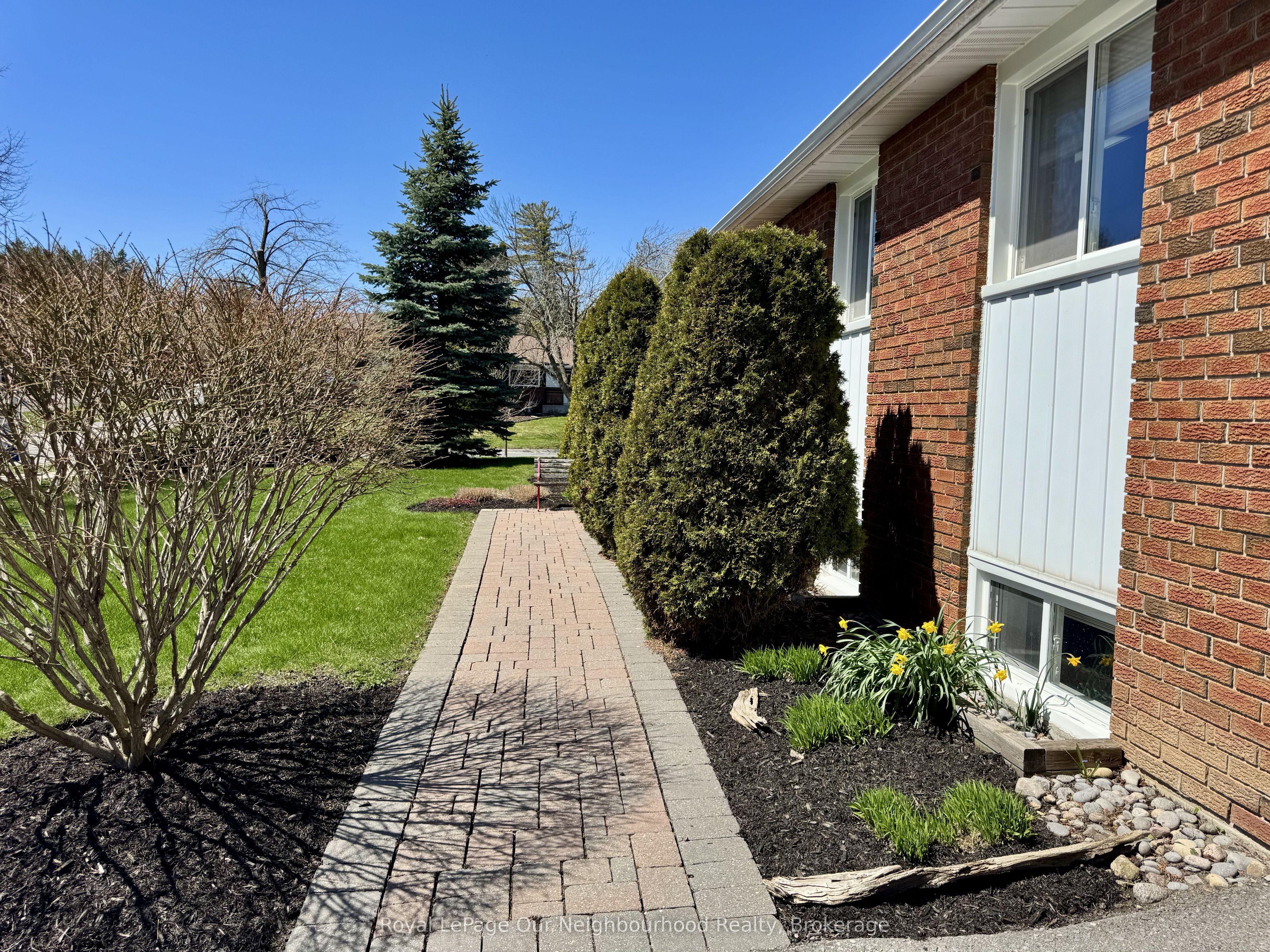 Additional image 4 of 909 Whitefield Drive, Peterborough, ON, K9J 7W1