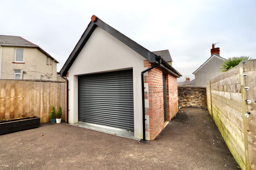 Additional image 34 of 4 bed detached house for saleGwerthonor Lane, Gilfach CF81