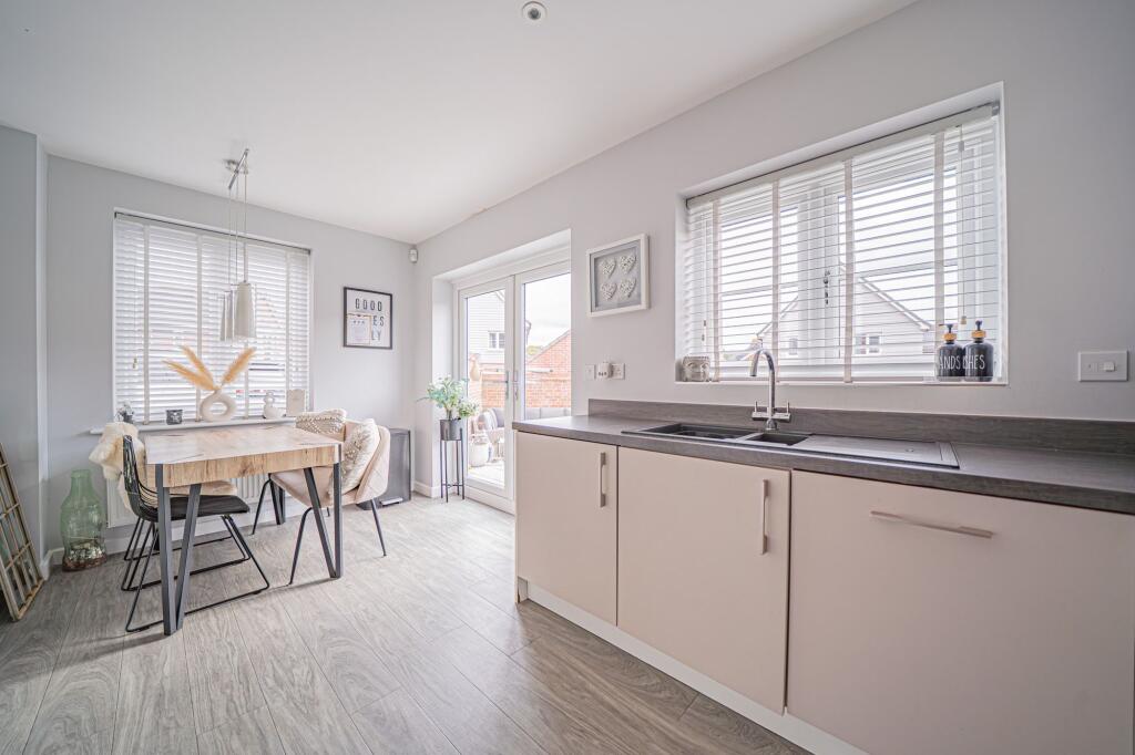Additional image 3 of Mount Close, Cheswick Green, B90