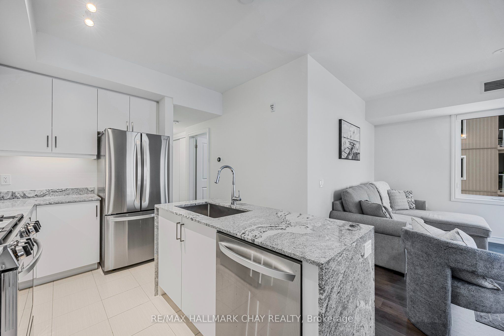 210-5 Spooner Crescent, Collingwood, ON, L9Y 1T3 photo 5