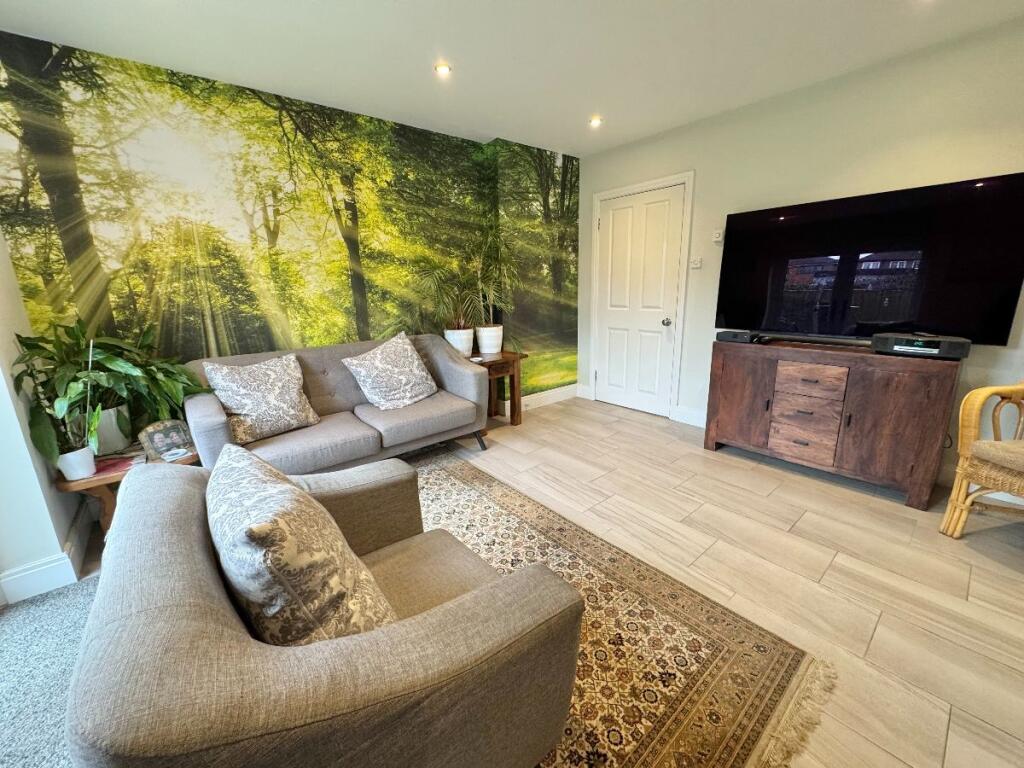 Additional image 7 of Haslucks Green Road, Shirley, Solihull