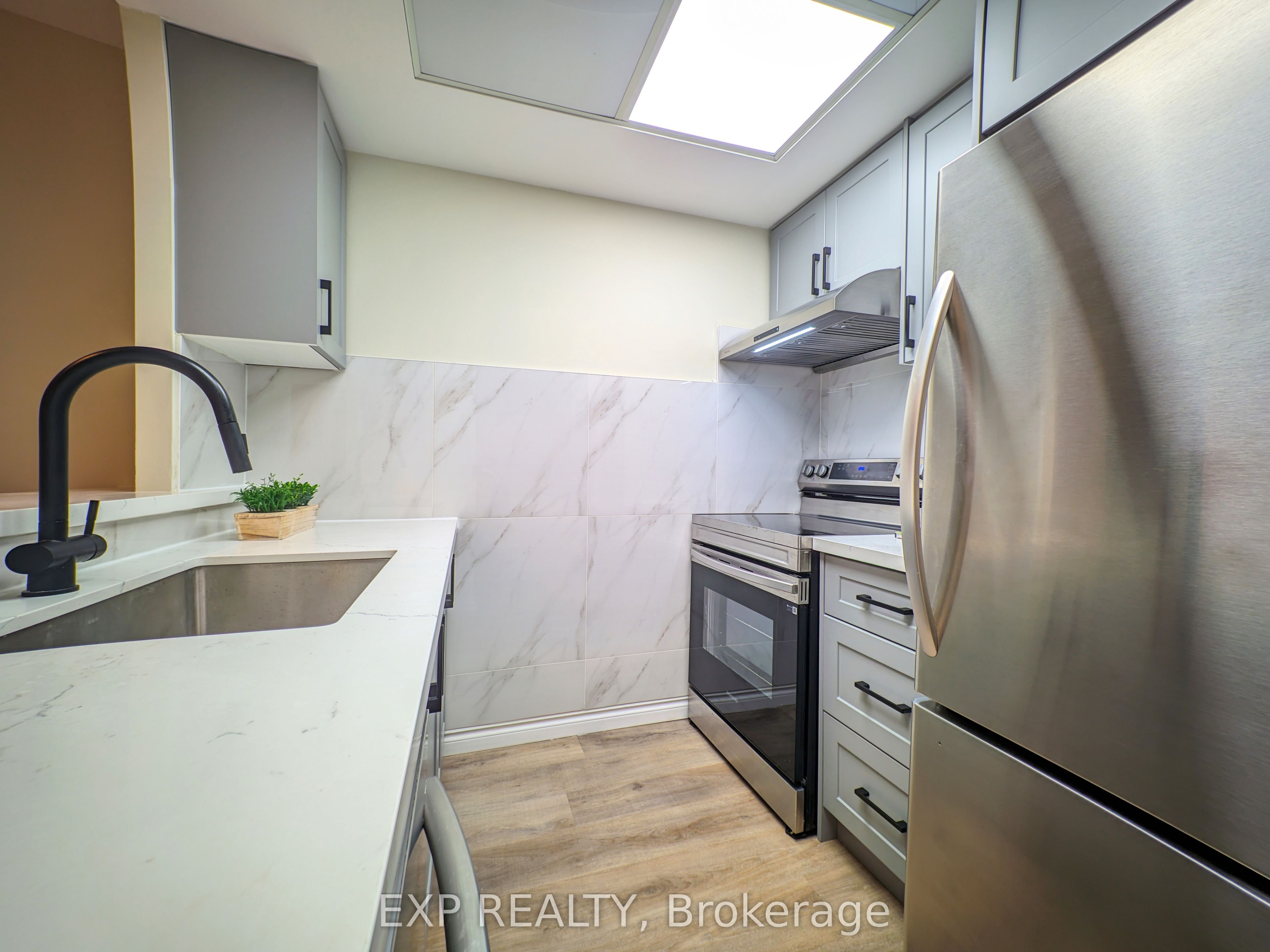 Additional image 6 of 1704-7 Bishop Avenue, Toronto, ON, M2M 4J4