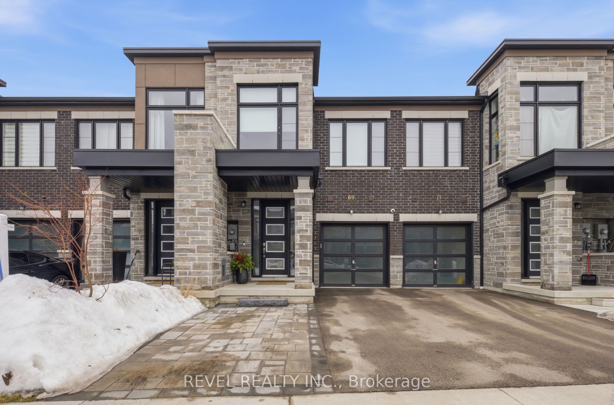 Additional image 2 of 69 Pine Gate Place, Whitby, ON, L1R 0S2