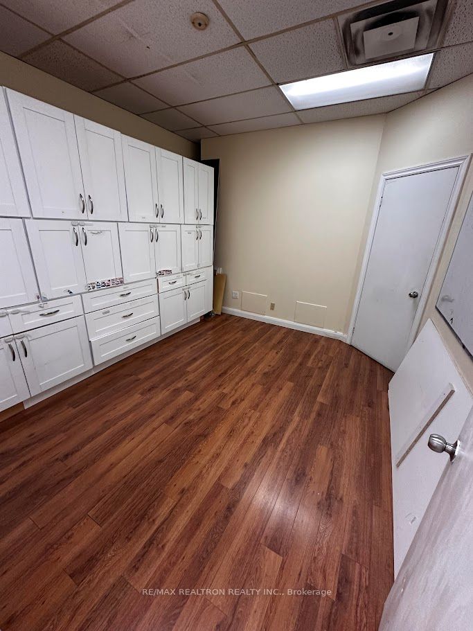 Additional image 6 of 200 & 201E-1300 Don Mills Road, Toronto, ON, M3B 2W6