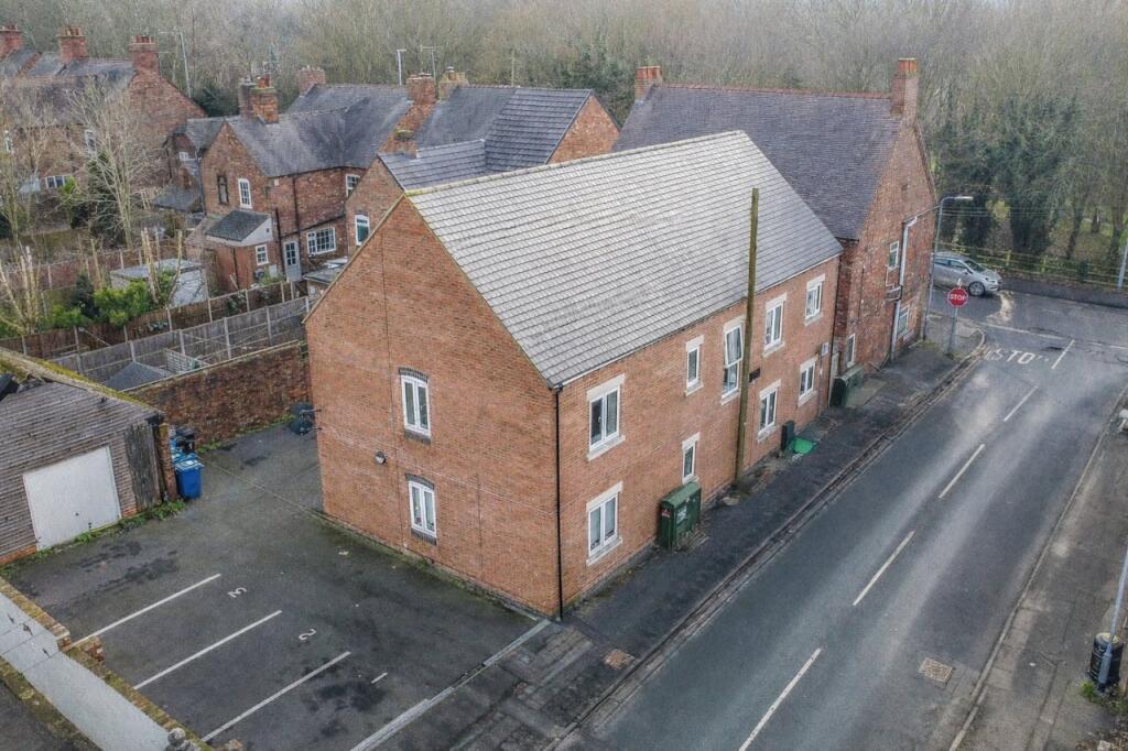 Flats 1-4 Brook Court, Brook Avenue, Wilnecote, Tamworth, B77 5GY