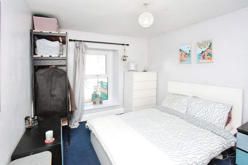 Additional image 11 of 3 bed detached house for saleClifton Street, Caerphilly CF83