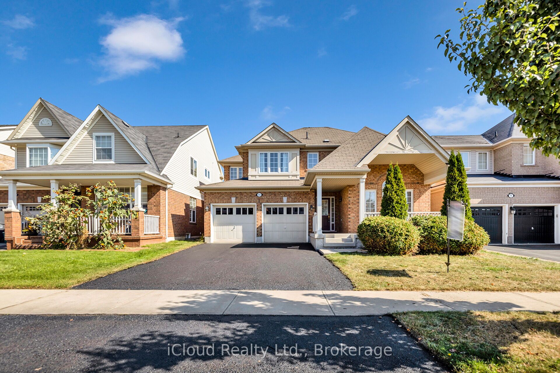 11 Bonavista Drive, Brampton, ON, L6X 0N2