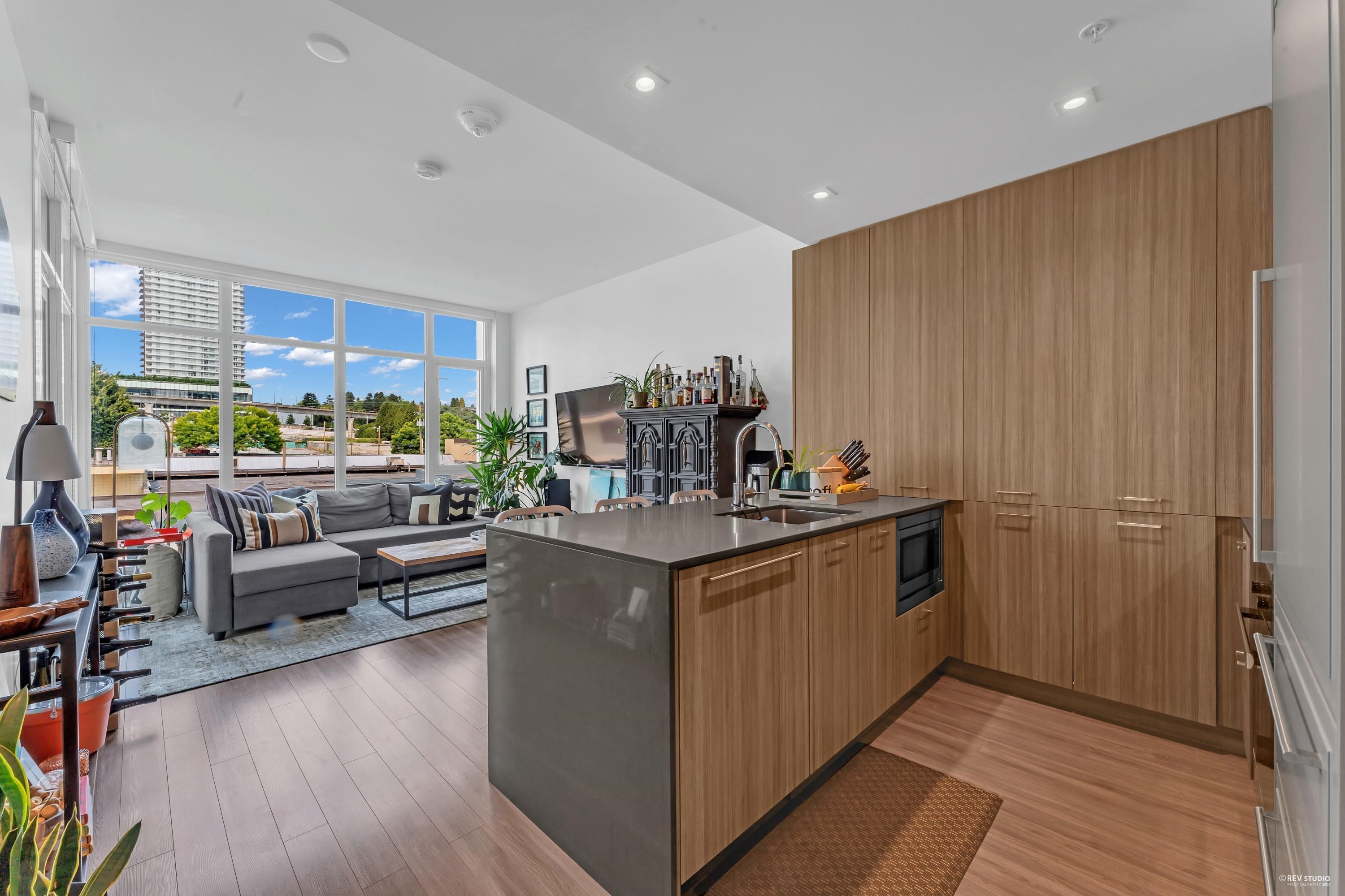 Additional image 2 of 407-2288 Alpha Avenue, Burnaby, BC, V5C 0L9