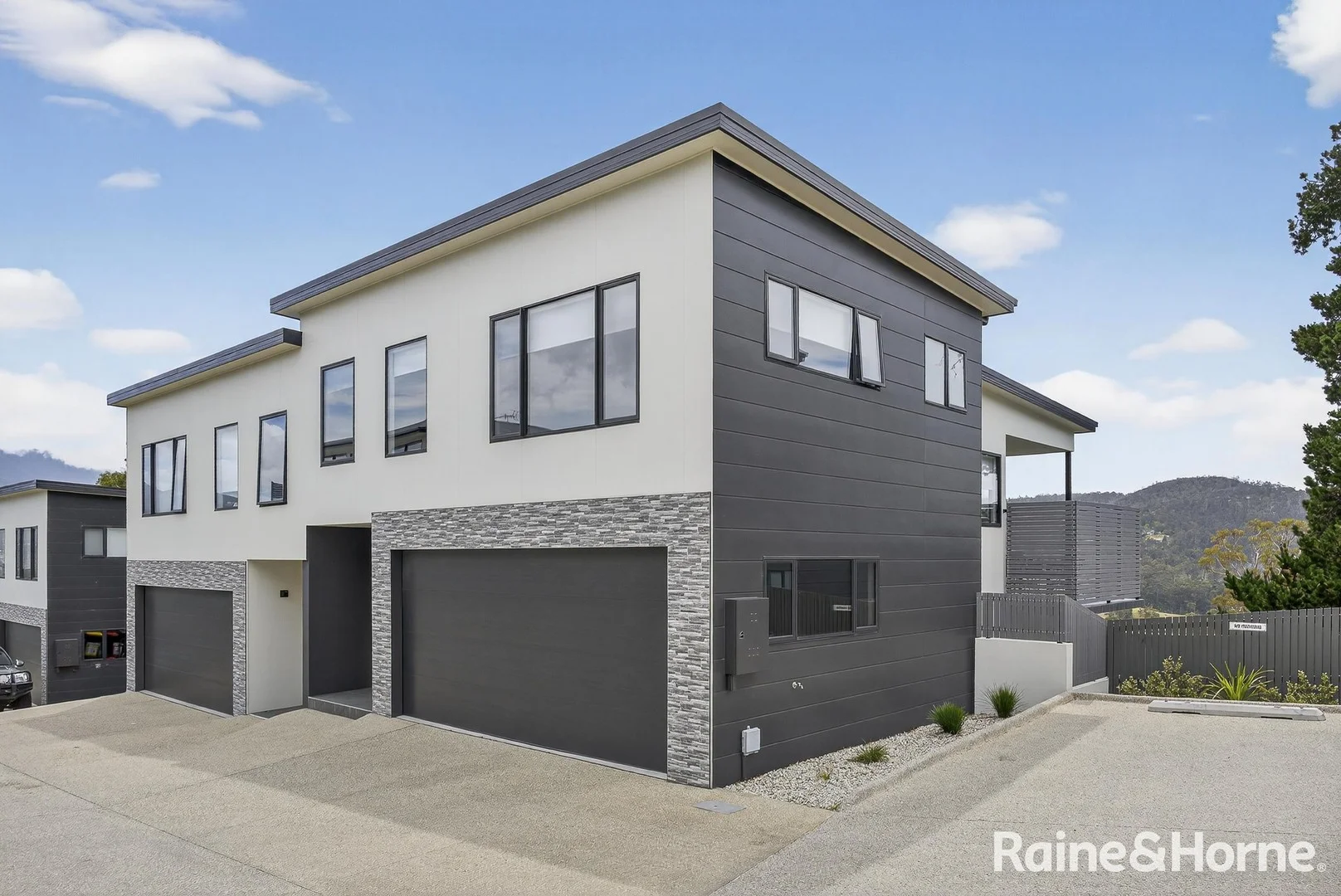 10/60 Auburn Road, Kingston Beach TAS 7050