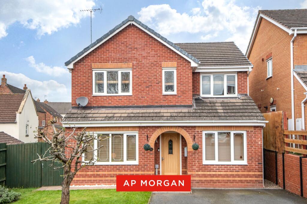 Royal Worcester Crescent, Bromsgrove, Worcestershire, B60