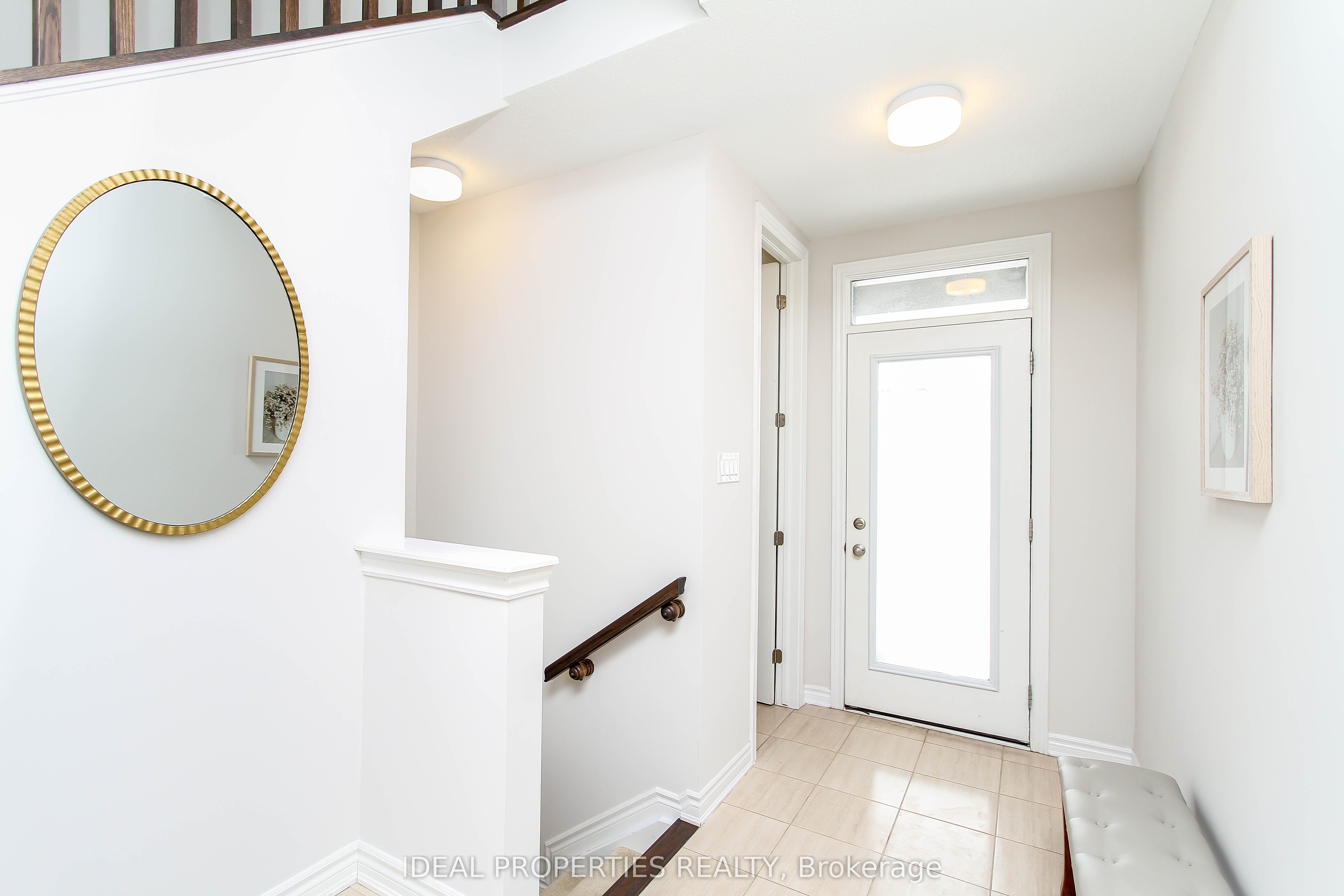 Additional image 3 of 703 Derreen Avenue, Ottawa, ON, K2S 2Z2