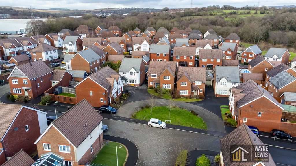 Additional image 40 of 3 bed detached house for saleKingfisher Way, Penallta, Hengoed CF82