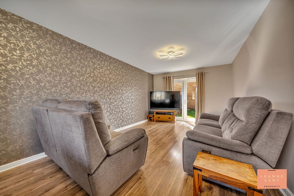 Additional image 8 of 4 bed detached house for saleLong Heath Close, Caerphilly CF83