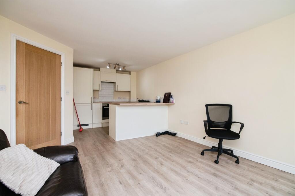 Additional image 5 of Regent Street, Smethwick