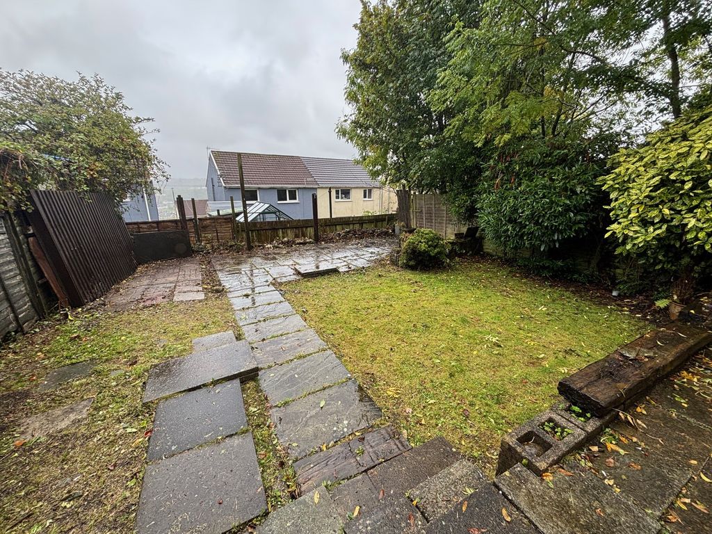Additional image 12 of 3 bed semi-detached house for saleHengoed Hall Drive, Cefn Hengoed, Hengoed CF82