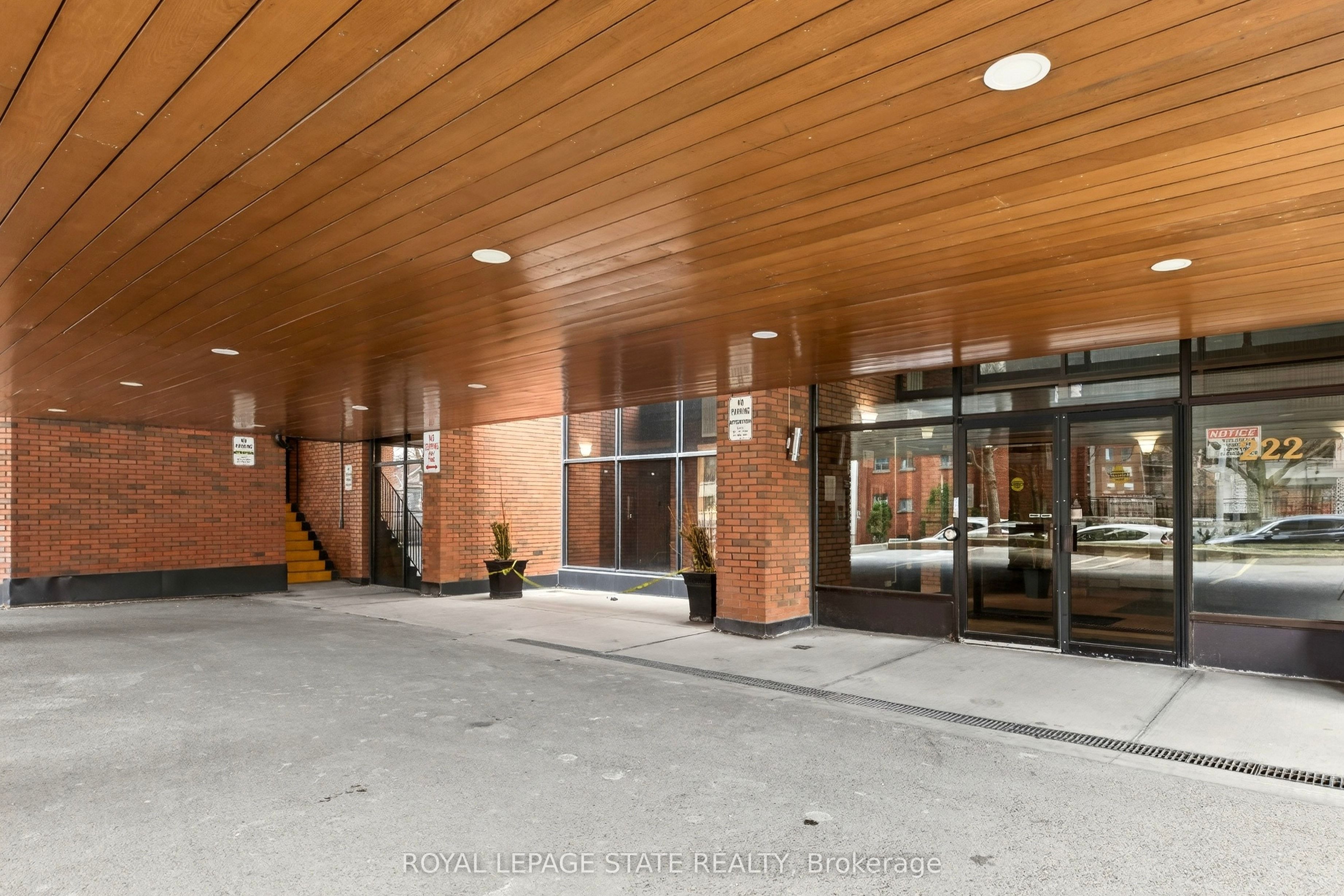Additional image 2 of 1003-222 Jackson Street W, Hamilton, ON, L8P 4S5