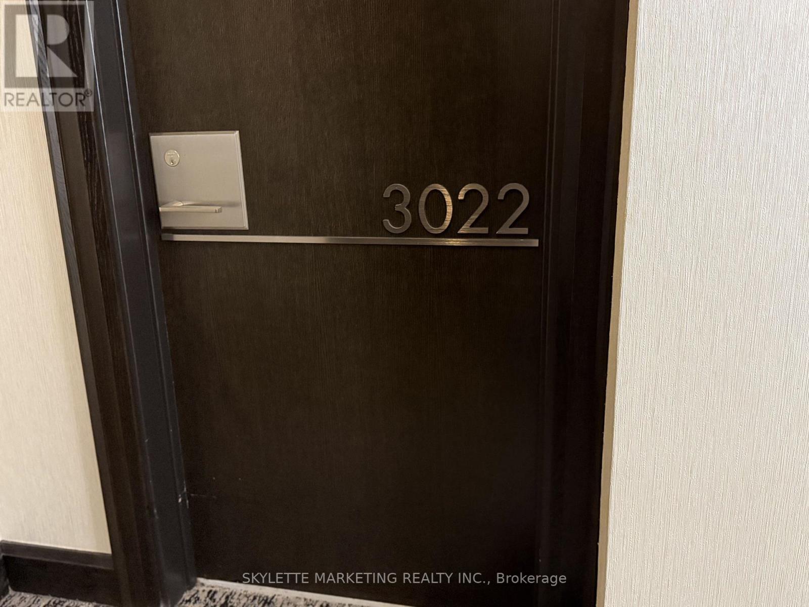25 The Esplanade , Toronto, ON, M5E1W5
