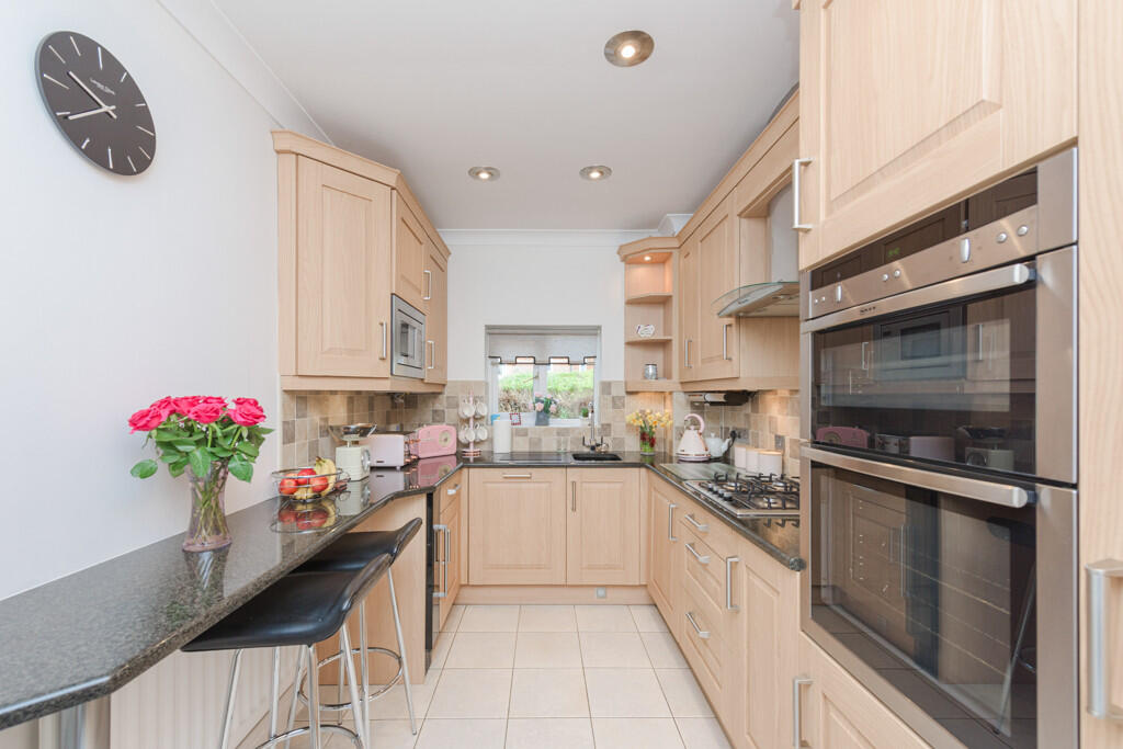 Additional image 6 of Flat 2, Thornhill Court, 126-128 Thornhill Road, Sutton Coldfield, B74 2LU