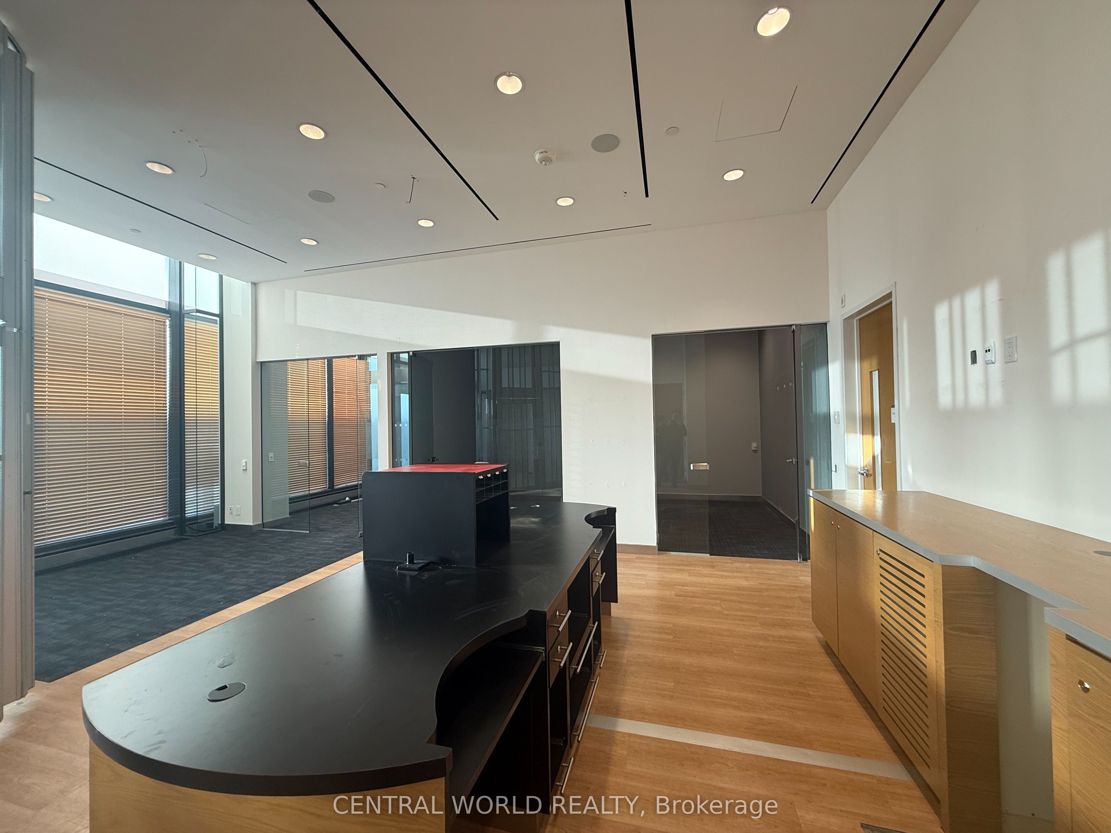 J107-170 Enterprise Boulevard, Markham, ON, L6G 1B3 photo 3