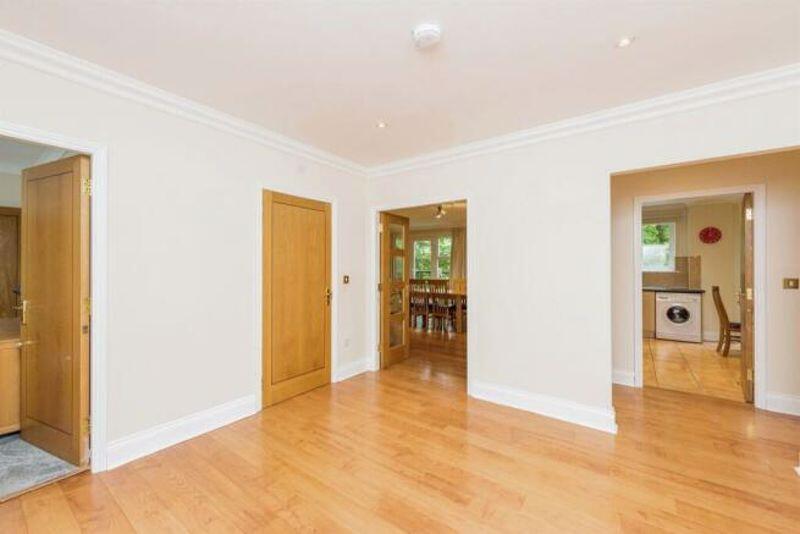 Caversham Place, Sutton Coldfield photo 3
