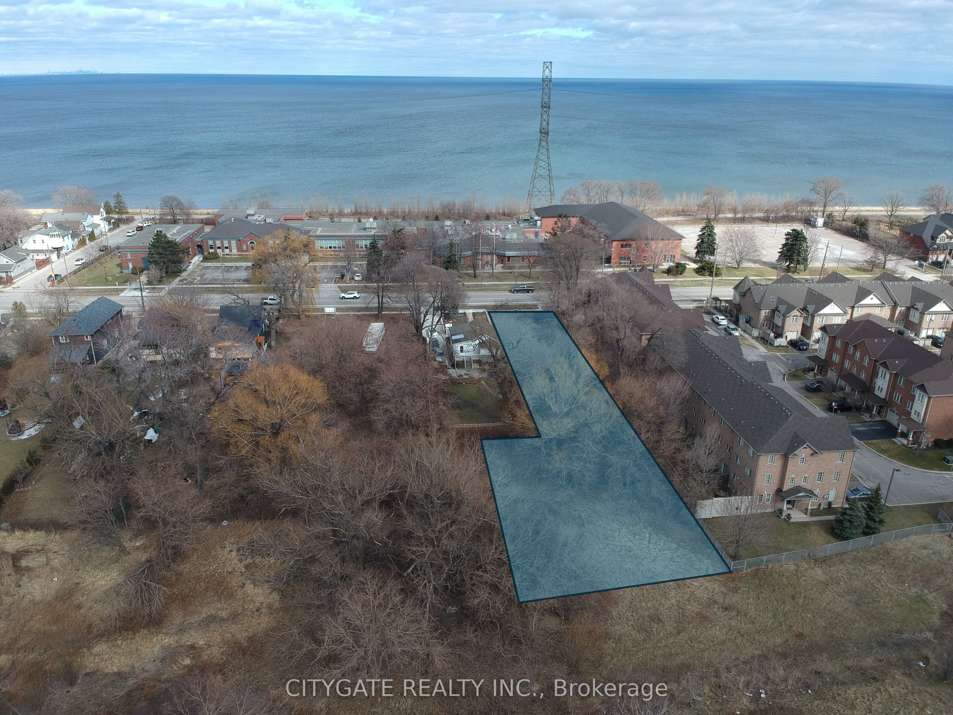 480 Beach Boulevard, Hamilton, ON, L8H 6X3