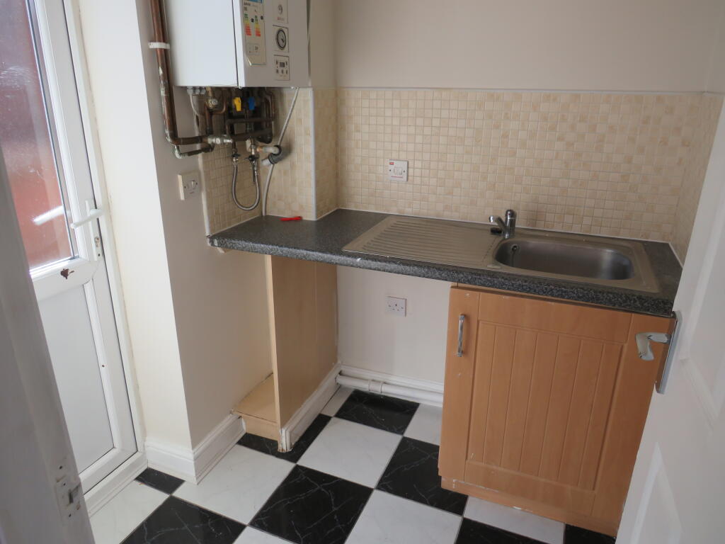 Additional image 4 of Crosswells Road