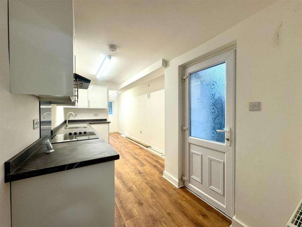 Easemore Road, Redditch photo 5