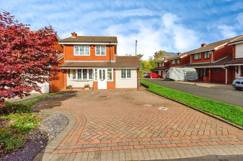 Whitworth Drive, WEST BROMWICH, West Midlands, B71