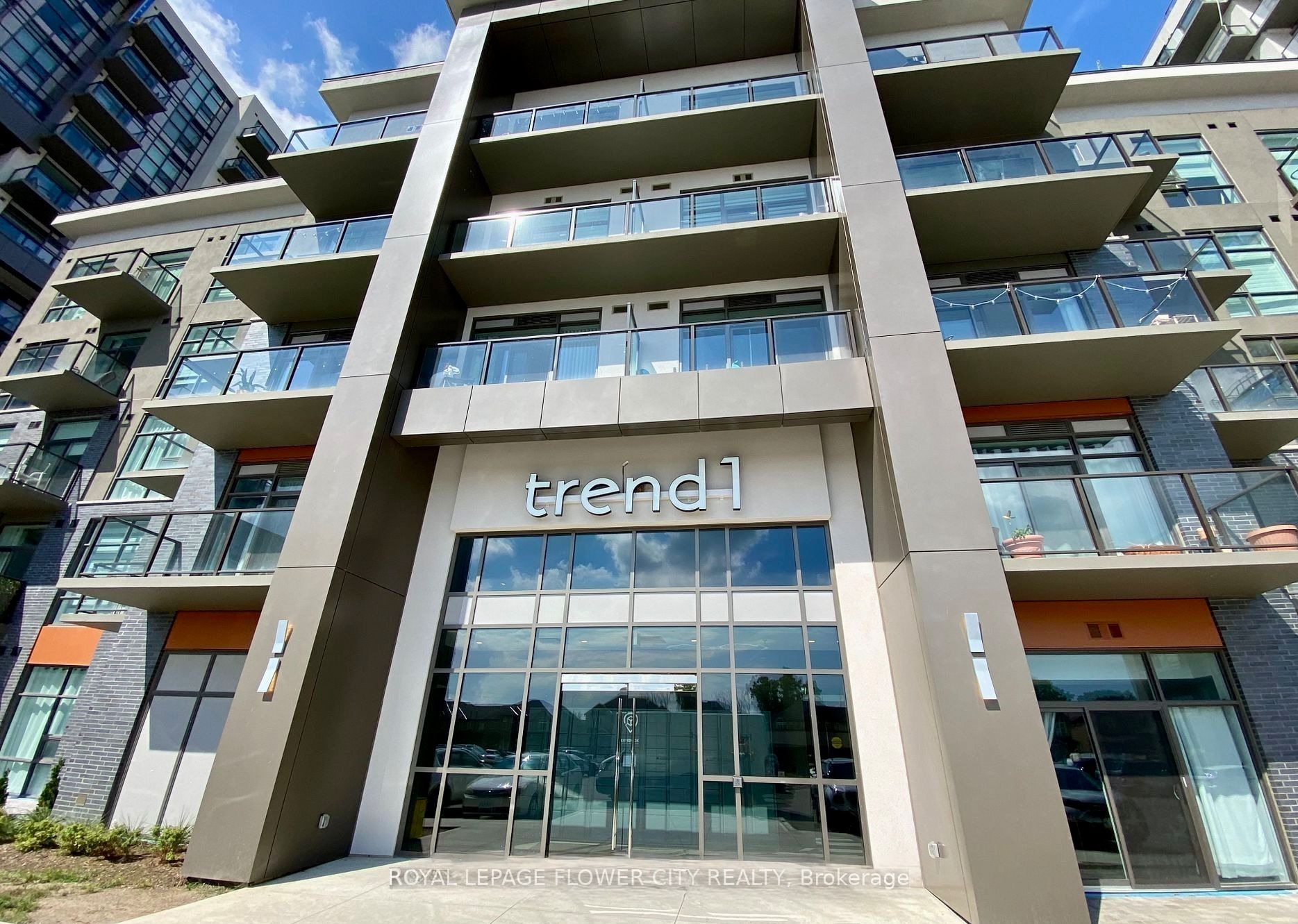 Additional image 4 of 406-450 Dundas Street, Hamilton, ON, L8B 1Z2