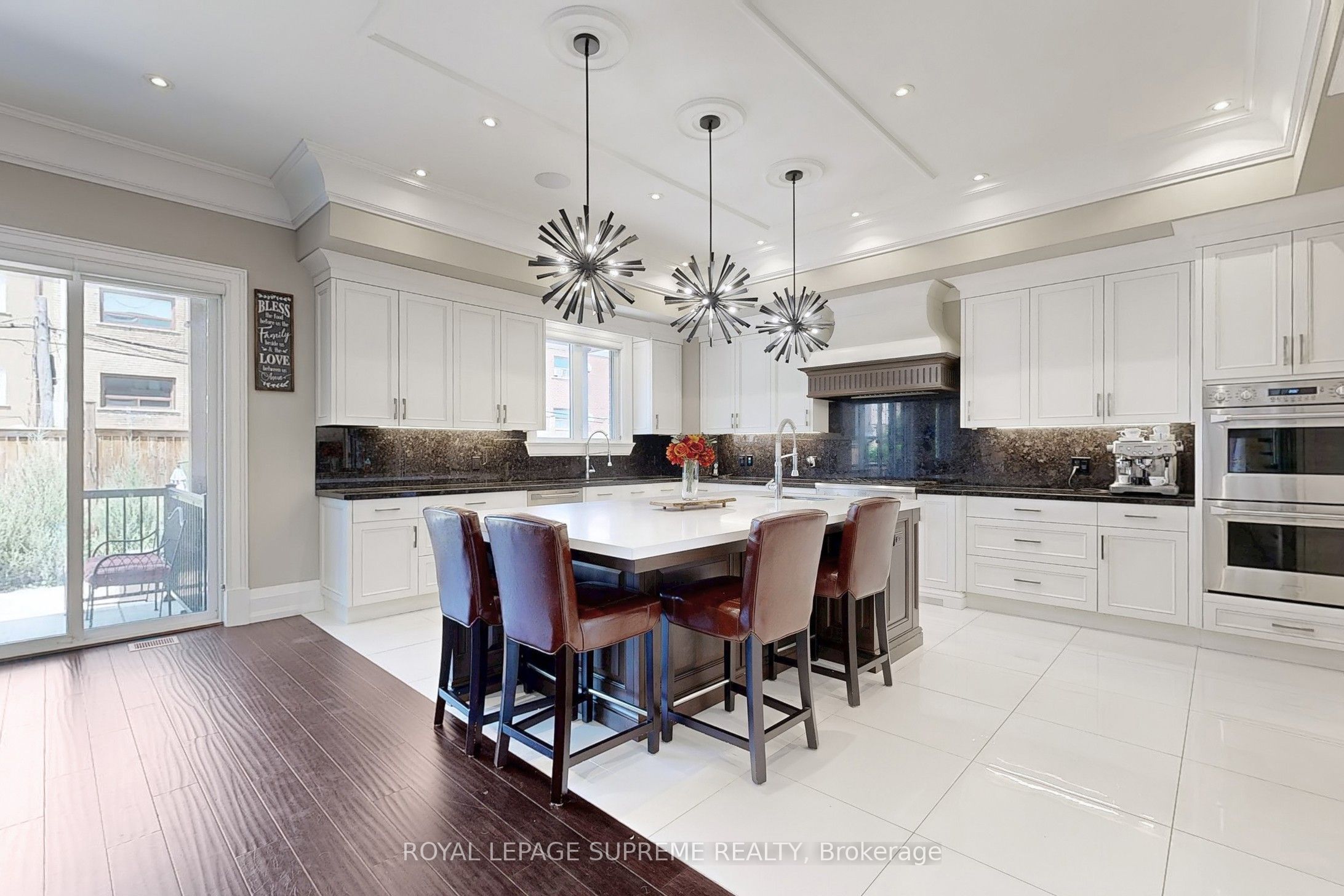 52B Cork Avenue, Toronto, ON, M6B 2X8 photo 5