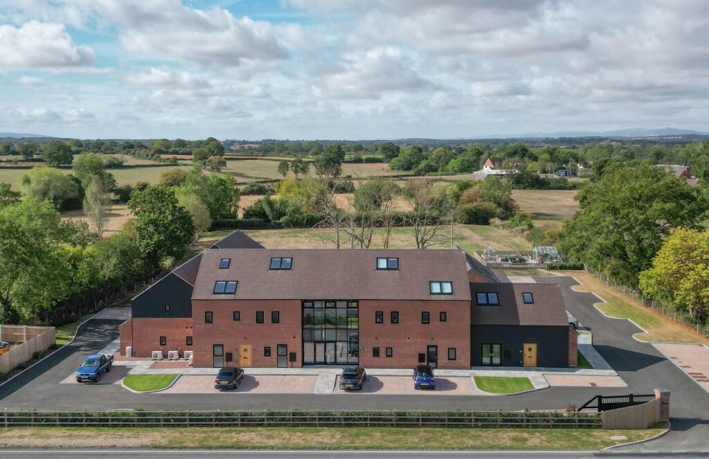 Droitwich Road, Bradley Green, B96