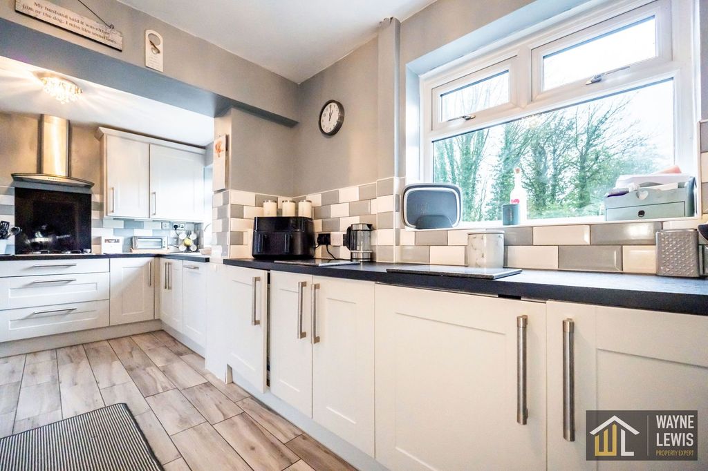 Additional image 17 of 3 bed semi-detached house for saleHeol Barri, Caerphilly CF83