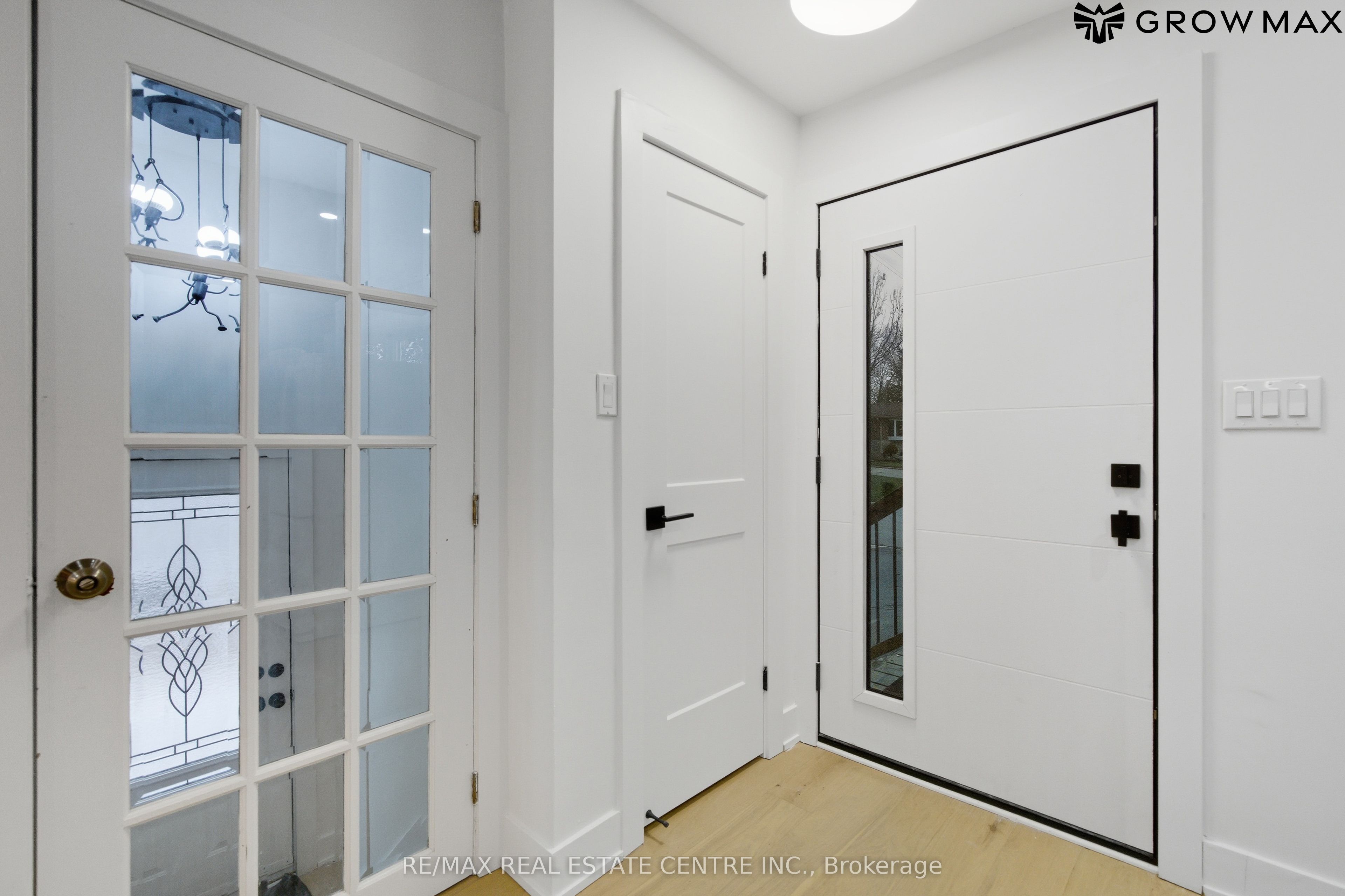 Additional image 4 of 1328 Bunnell Drive, Burlington, ON, L7P 2E1
