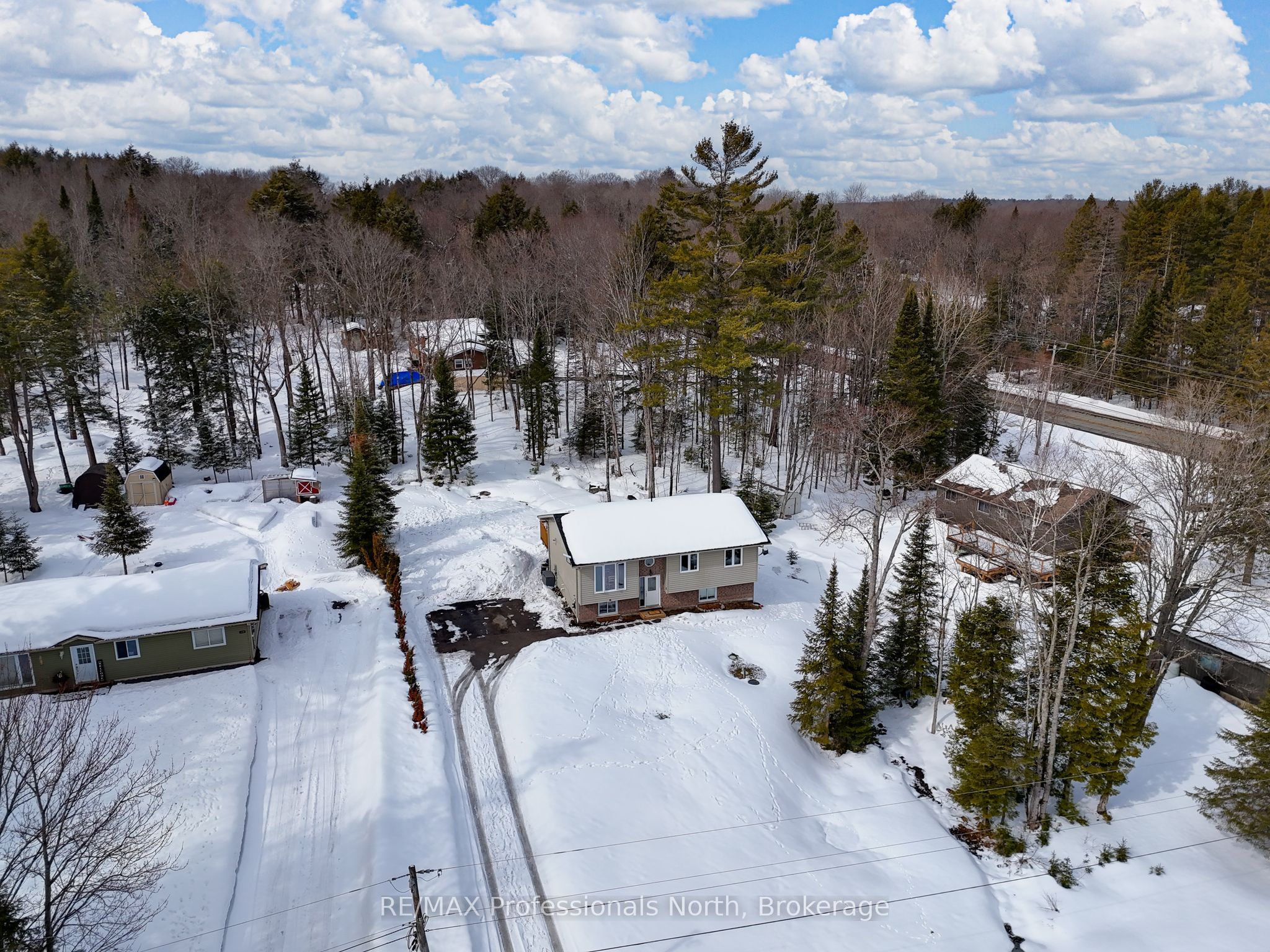 Additional image 3 of 1036 Post Road, Bracebridge, ON, P1L 1W9
