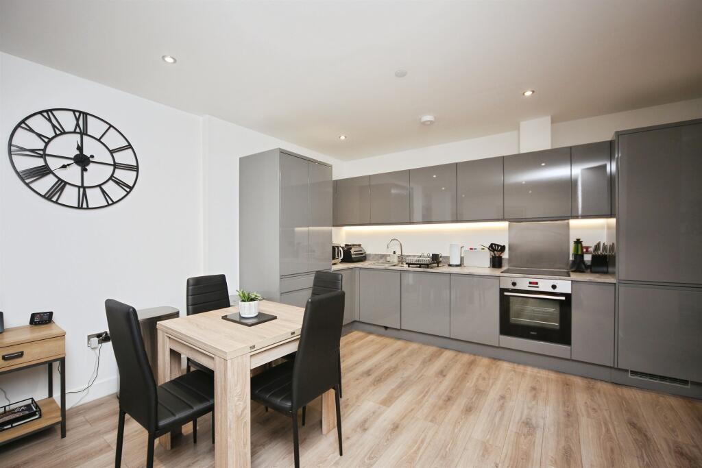 Streetsbrook Road, Solihull photo 4