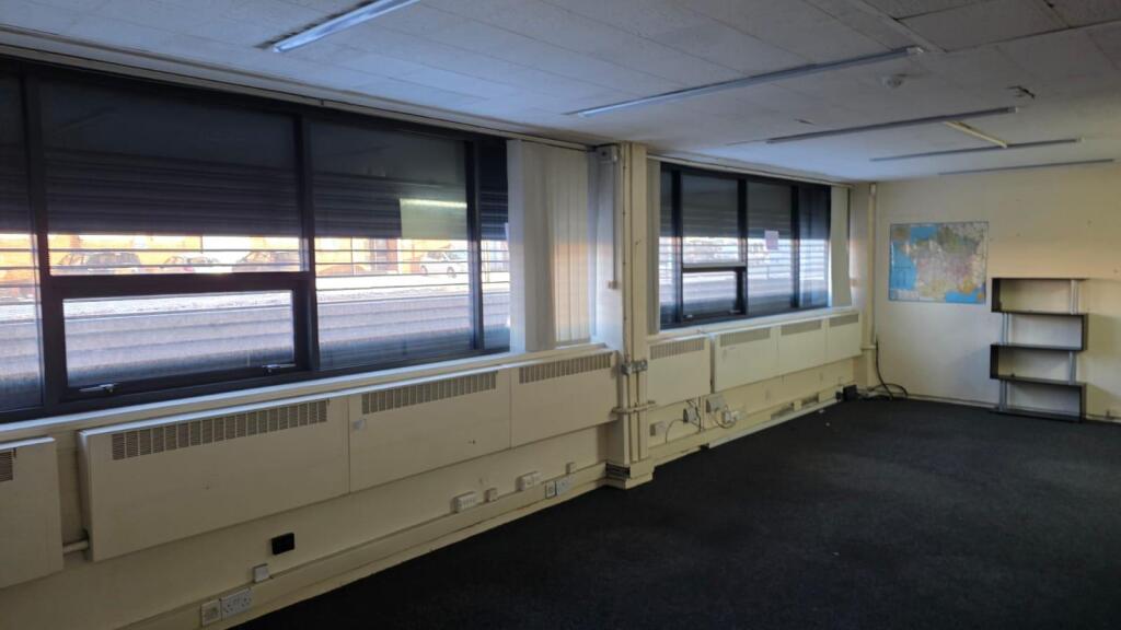 Great Bridge Street, West Bromwich photo 4