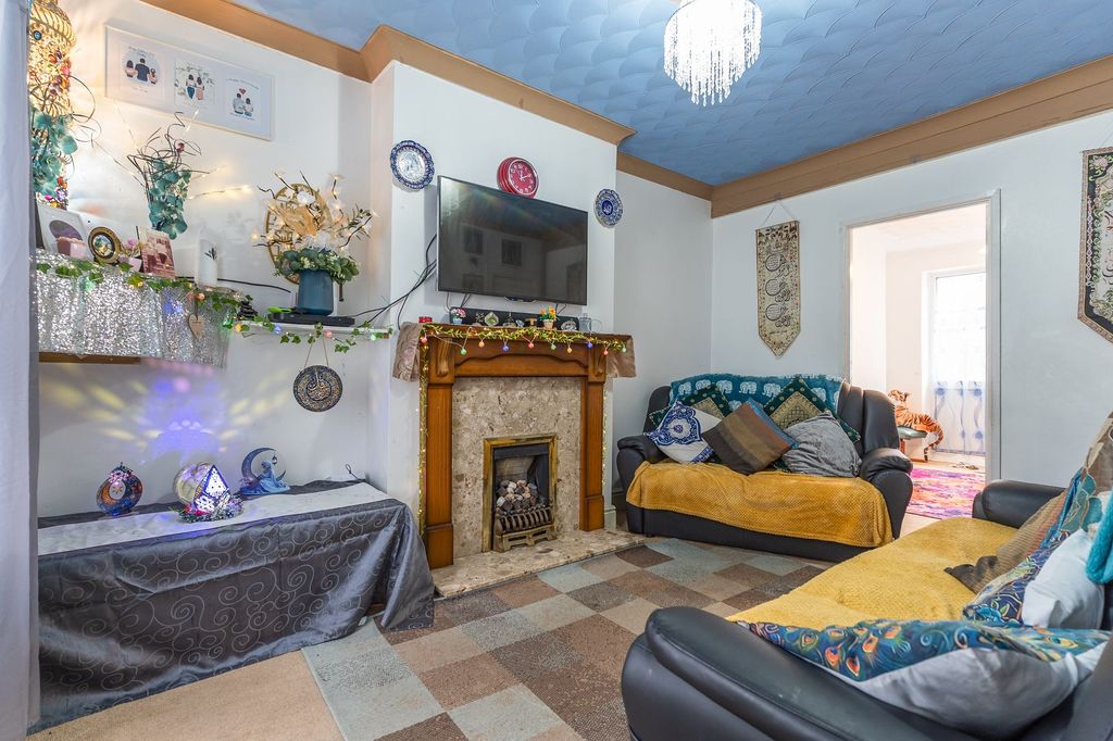 Additional image 6 of 3 bed end terrace house for saleSouthend, Tredegar NP22