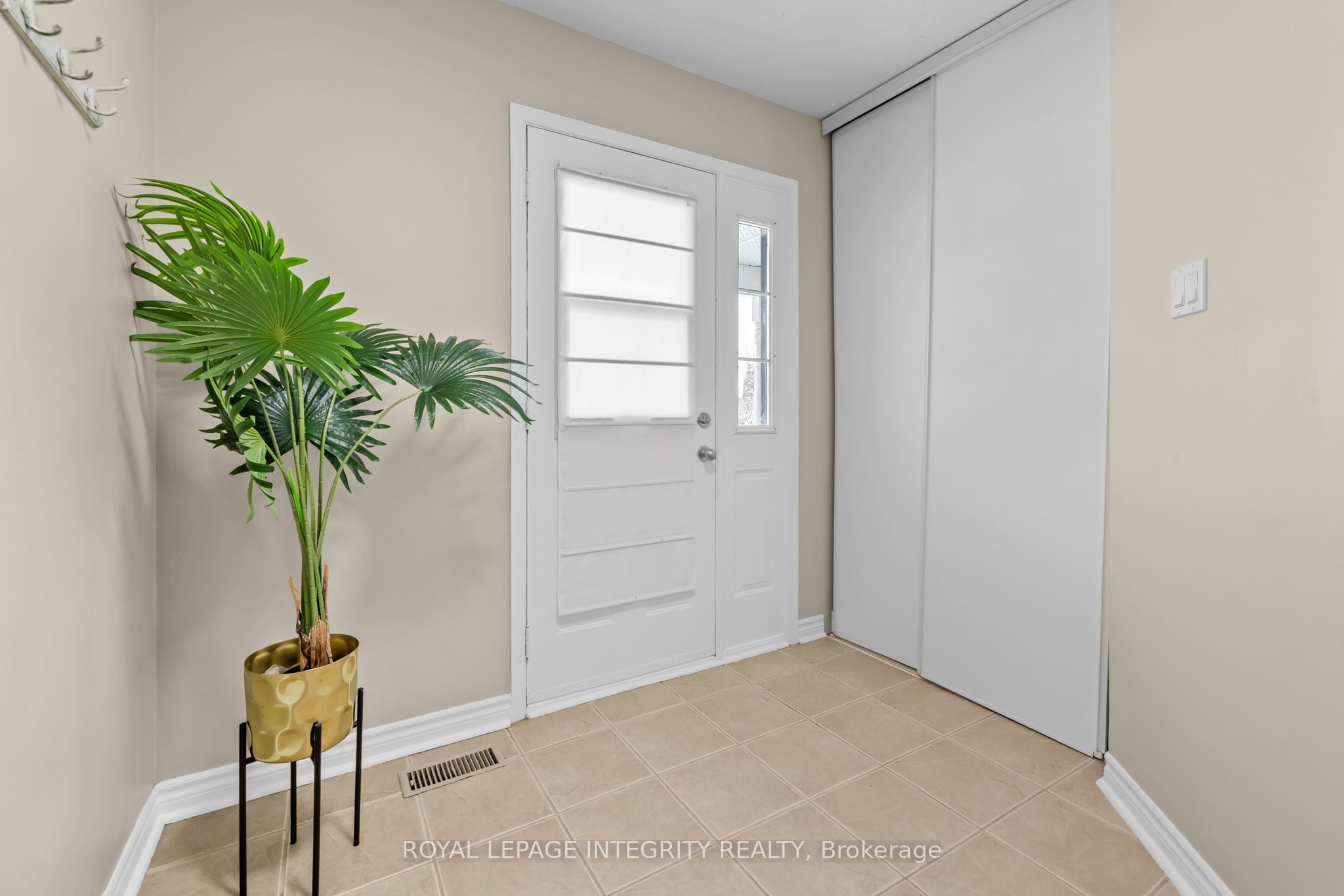 Additional image 2 of 35 Randall James Drive, Ottawa, ON, K2S 1L9